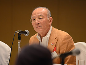 橋本　五郎　氏